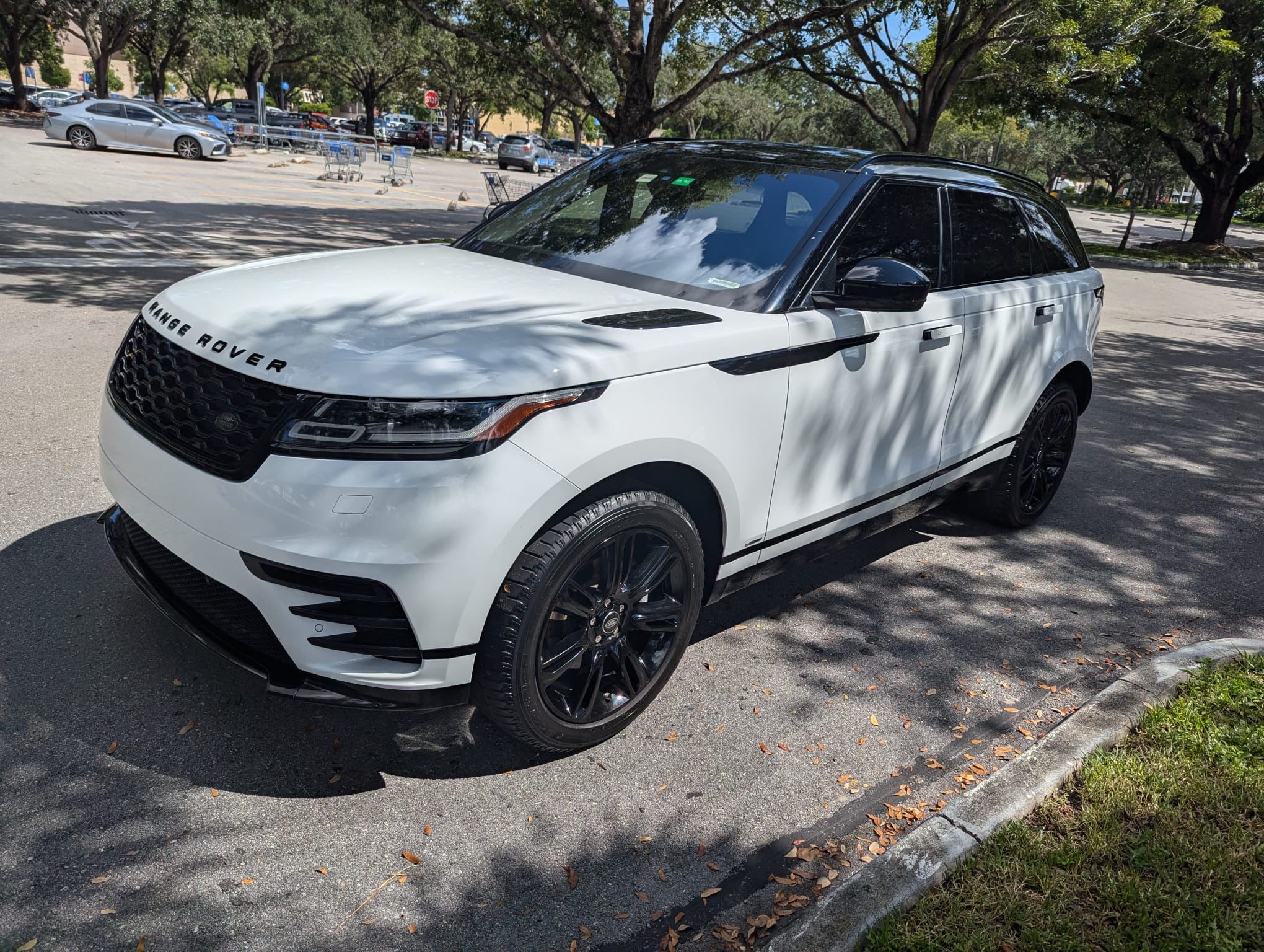 Ceramic Coating on this Range Rover Sport in Sunrise Florida 